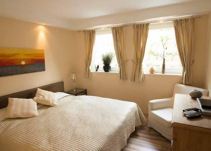 Mellhörn Semesterbostad List